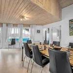 Lovely With Pool, And Sauna, Only 200 Meters From The North Sea Harboør