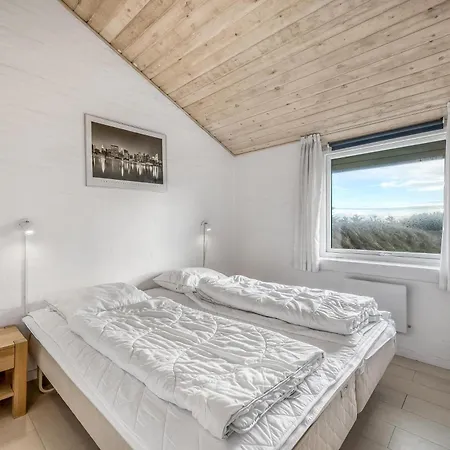 Lovely With Pool, And Sauna, Only 200 Meters From The North Sea * Harboør