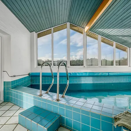 Feriehus Lovely With Pool, And Sauna, Only 200 Meters From The North Sea Harboør