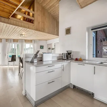 Lovely With Pool, And Sauna, Only 200 Meters From The North Sea *