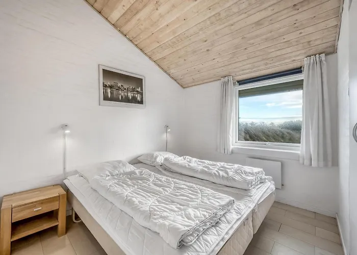 Lovely With Pool, And Sauna, Only 200 Meters From The North Sea * Harboør