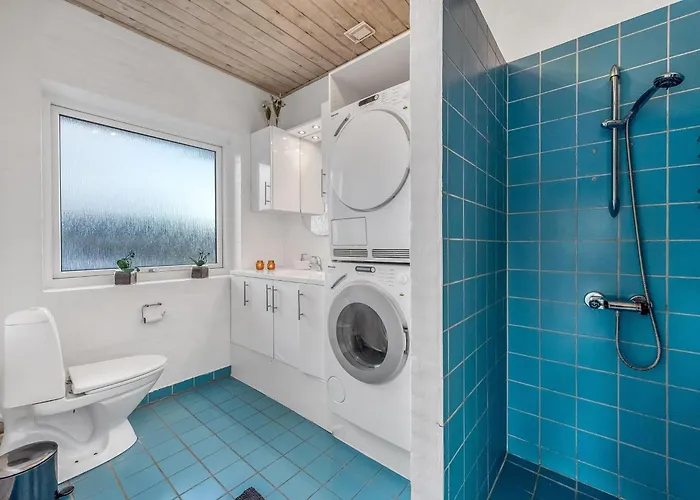 Σπίτι διακοπών Lovely With Pool, And Sauna, Only 200 Meters From The North Sea Harboør