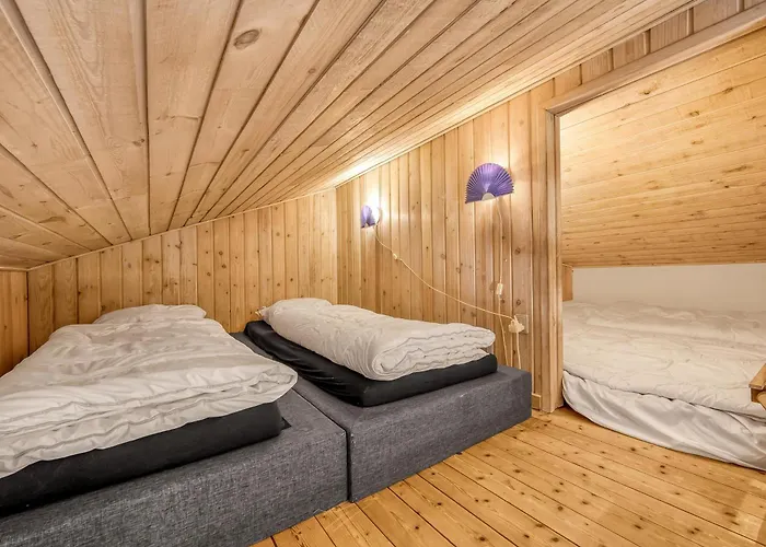 Lovely With Pool, And Sauna, Only 200 Meters From The North Sea * Harboør